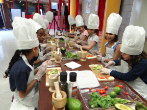 Getting our hands dirty with some scrumptious snacks! Image from flickr.com 