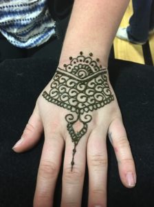 10 Tips for Optimum Henna Fun