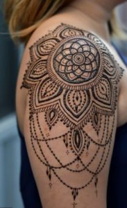 Henna Tattoo: Art on Wheels for Fun Parties