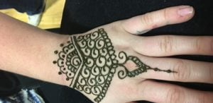 Henna Tattoo: Art on Wheels for Fun Parties