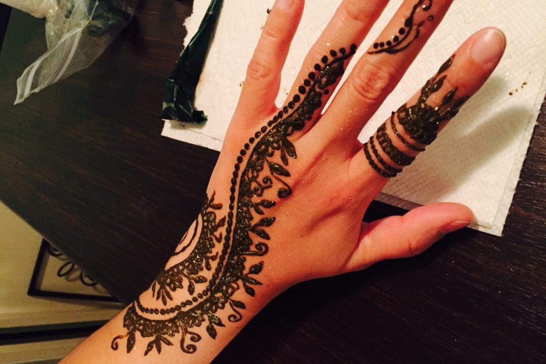 Easy-to-do Henna Tattoo Designs